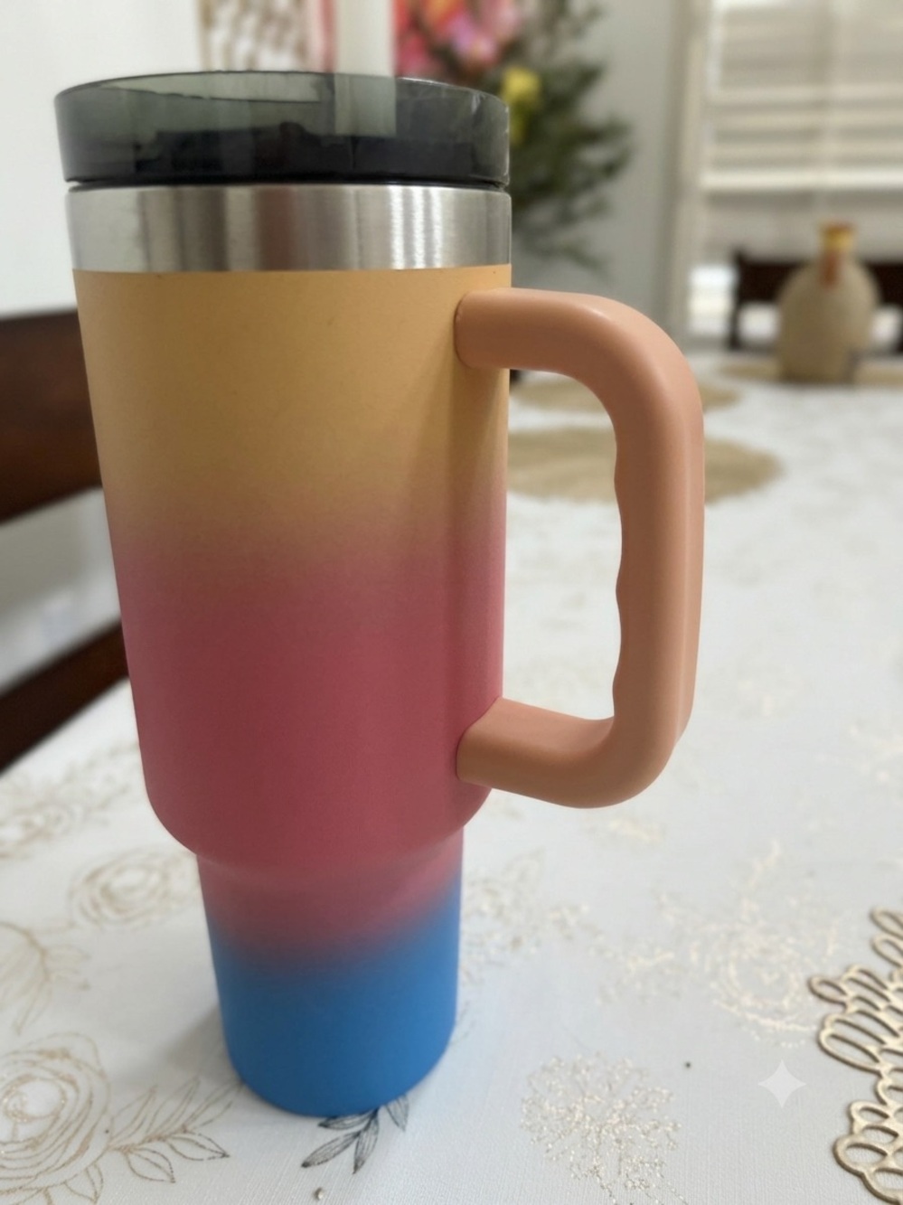 Ozark Trail 40oz Vacuum Insulated Stainless Steel Tumbler Gradient - Picture 2 of 7